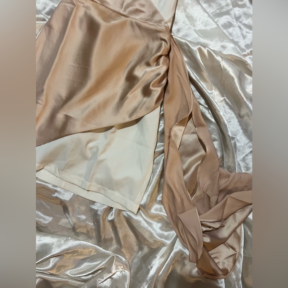 Dress - Picture 4 of 6